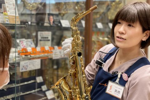 スタッフ写真 音楽教室・管弦楽器 髙橋