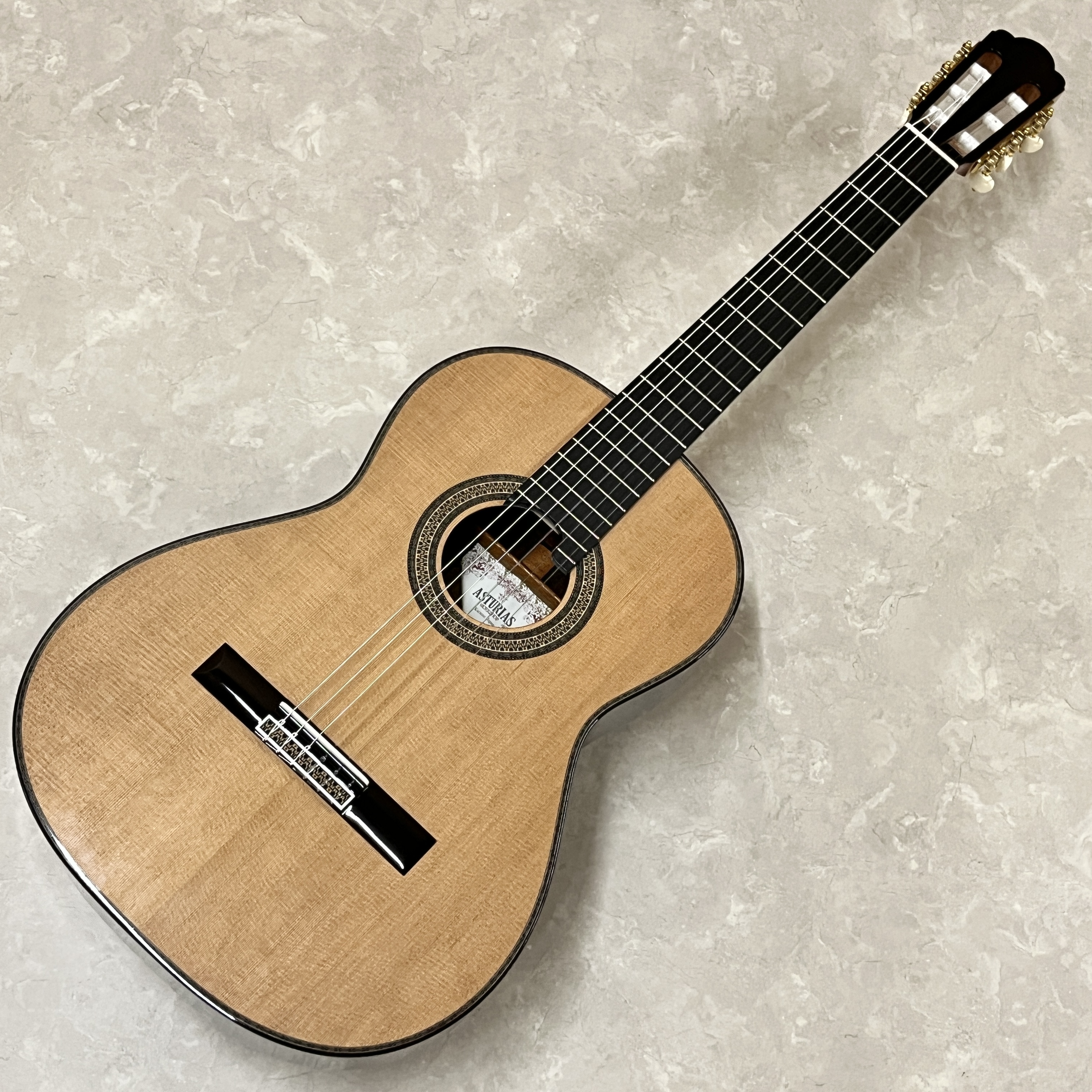 ASTURIASRENNAISSANCE/C（杉）