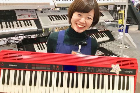 スタッフ写真 キーボード 荒井