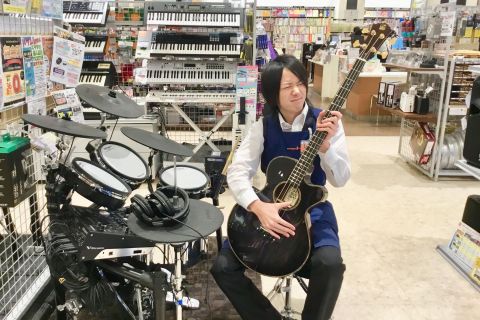 スタッフ写真 アンプ・ドラム・ドラムアクセサリー 中村