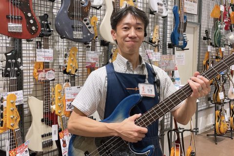 スタッフ写真 店長・ギターアドバイザー 松尾