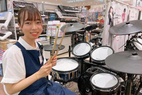 スタッフ写真 ドラムアドバイザー・ドラム担当 小谷松