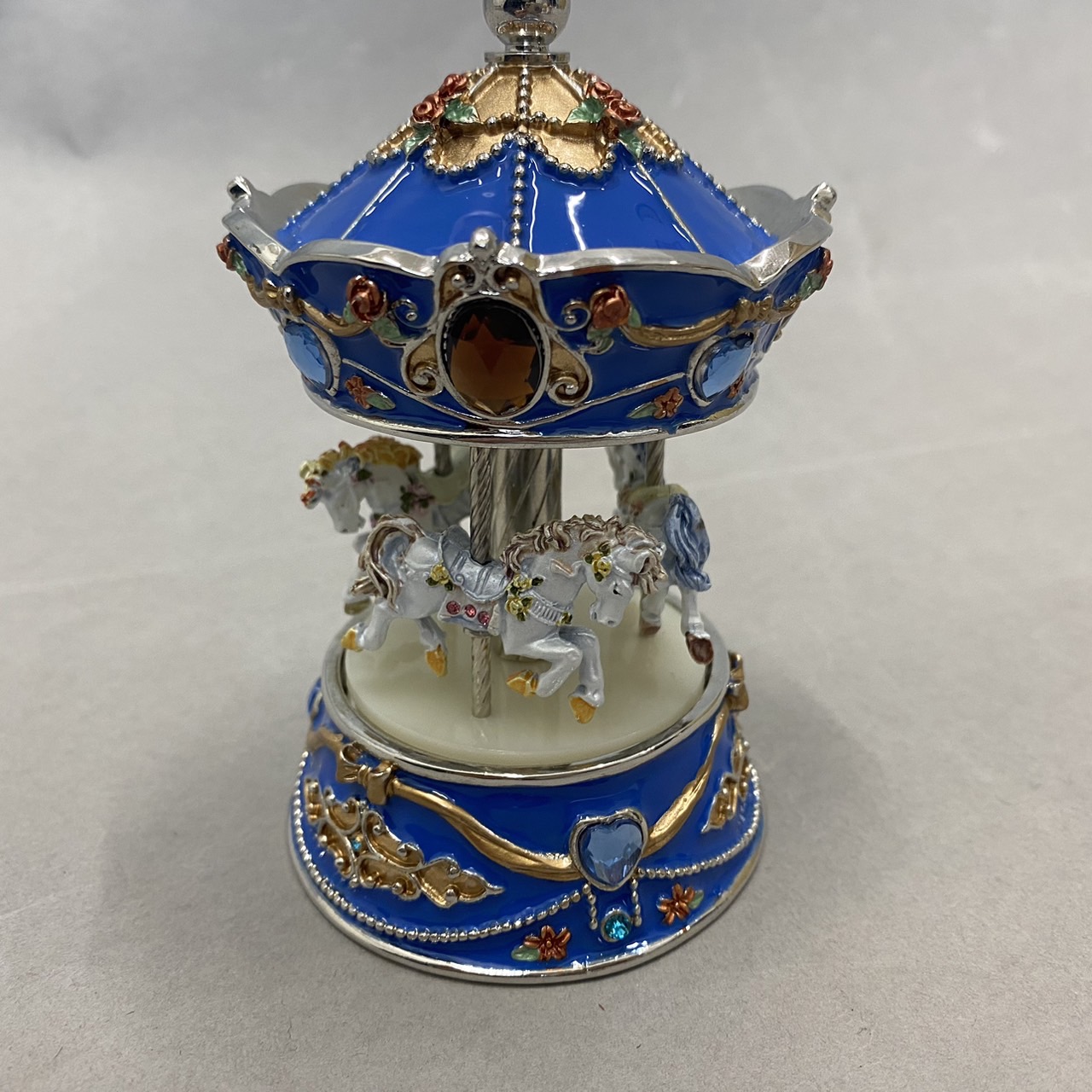 メリーゴーランド型オルゴールYA714A 【曲目：キャッツ/メモリー】