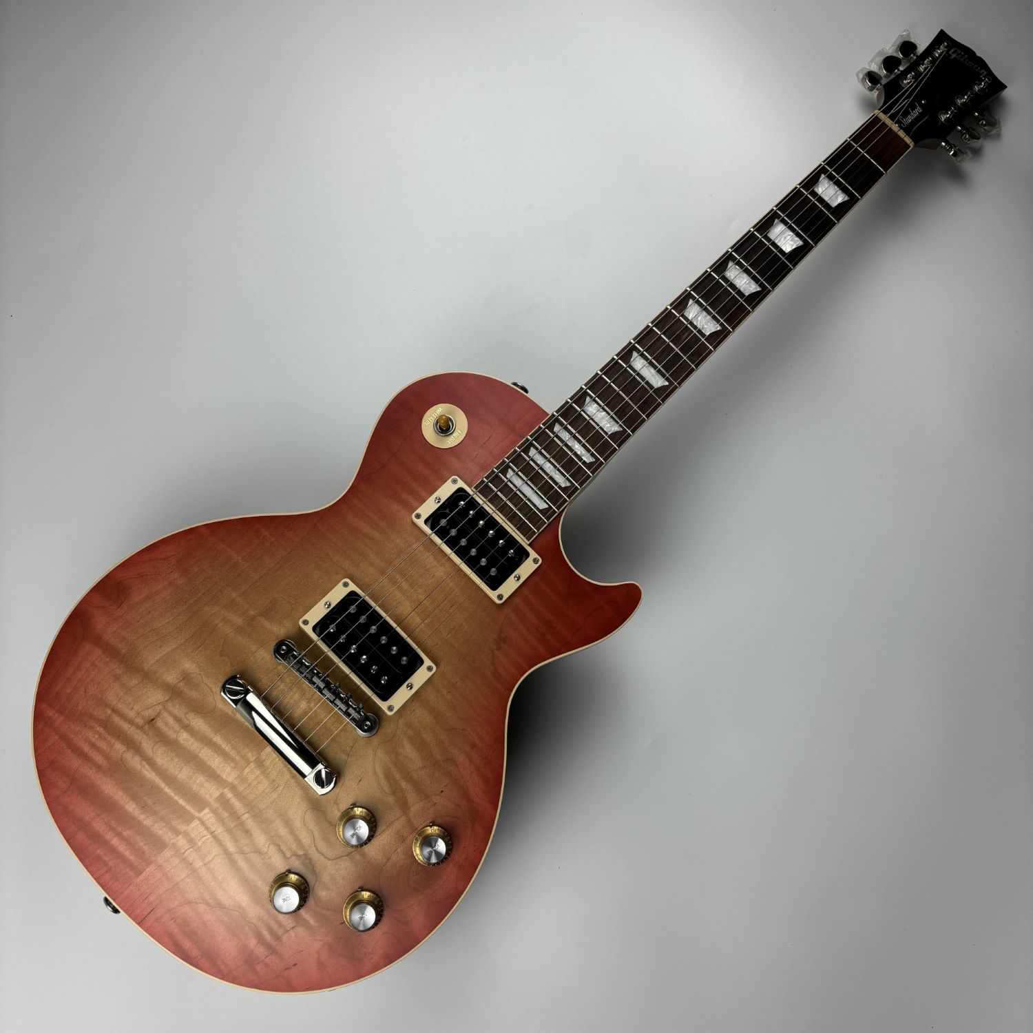 GibsonLes Paul Standard 60s Faded Vintage Cherry Sunburst