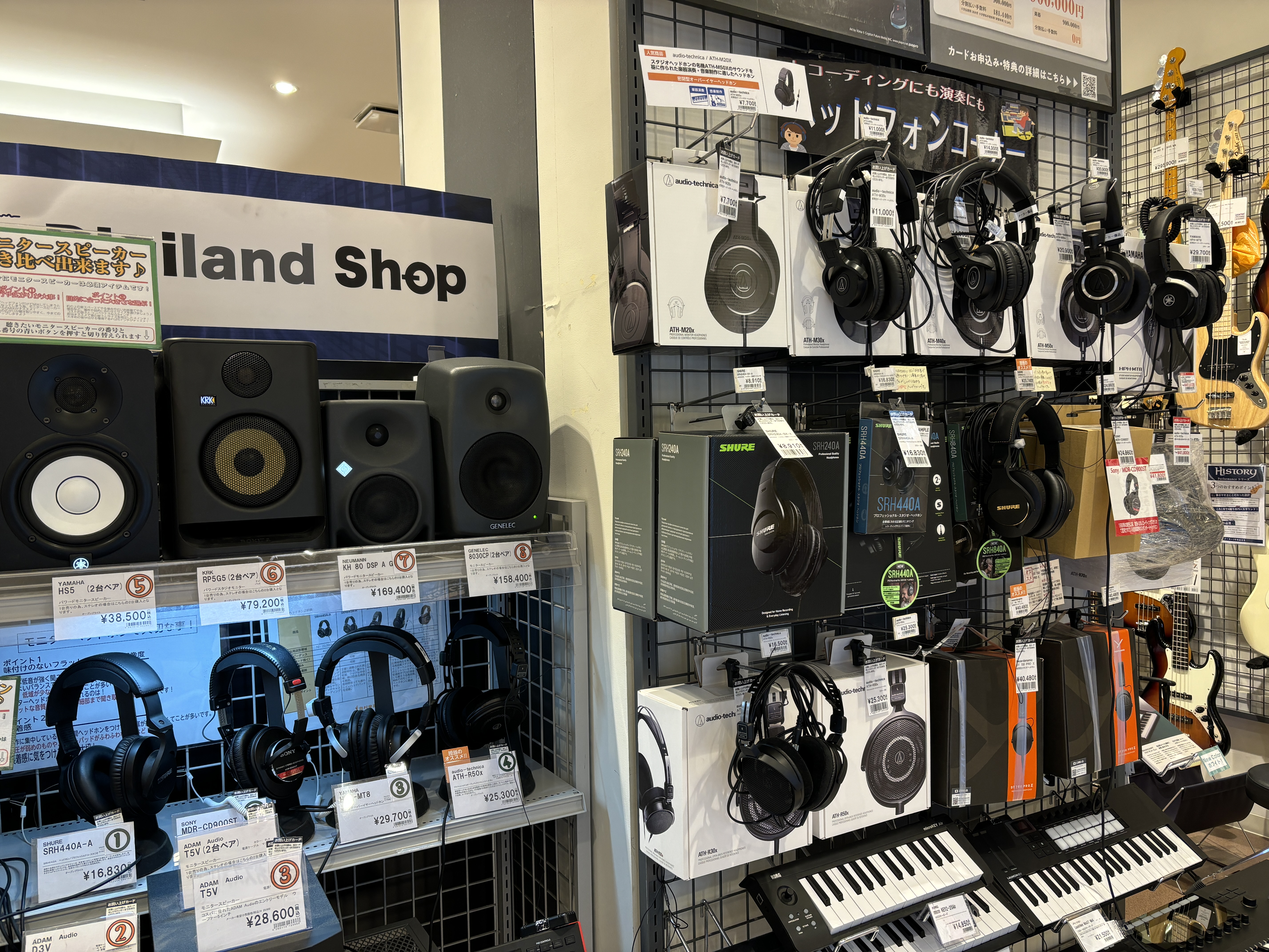 店頭でモニターヘッドホン試聴可能！モニターヘッドホンをグレードアップして作曲効率アップ！