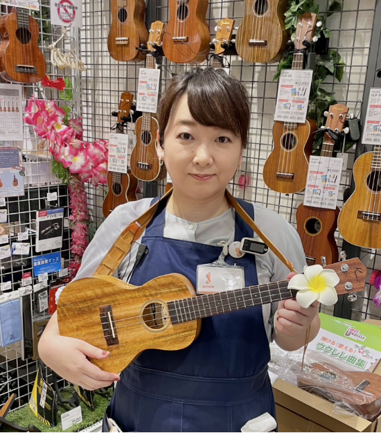 ウクレレ担当：石（いし）