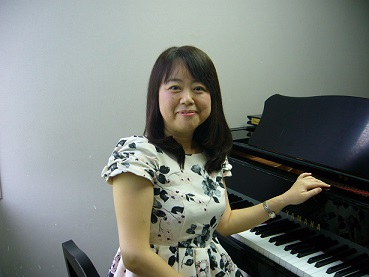 *講師プロフィール 洗足学園大學音楽学部ピアノ専攻卒業。]]ウィーン夏季セミナー、モスクワ国立音楽院常葉学園セミナー、太田國際音楽セミナーに参加。]]全日本演奏家協会オーディション合格。]]カザルスホールジョイントコンサートに出演。 *講師へのインタビュー ***Q. 楽器を始めたきっかけ 仲の良か […]