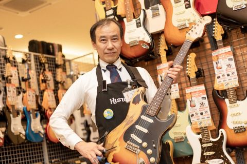 スタッフ写真 ギター担当 ギター上級アドバイザー/防音・デジタル・音楽教室アドバイザー 早坂