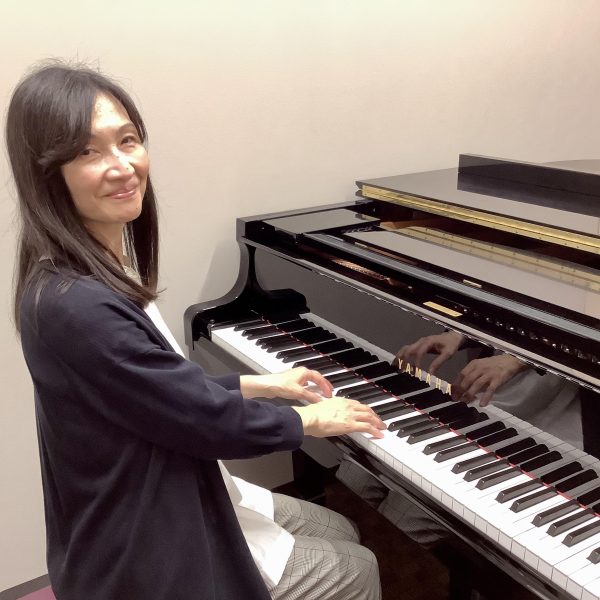 【ピアノ・ソルフェージュ教室講師紹介】木曜日：平石　麗子（ひらいし　れいこ）