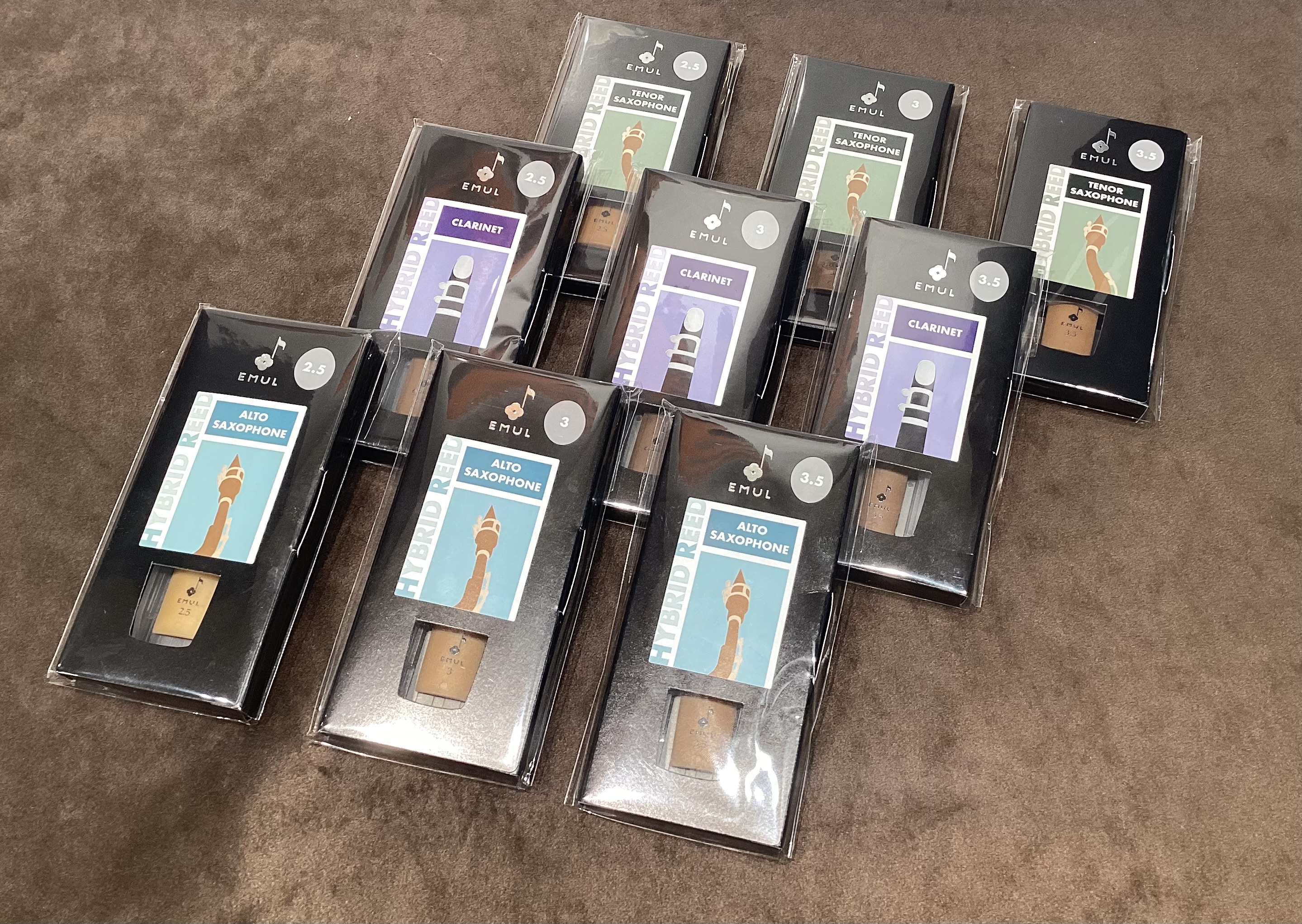 木管楽器奏者の方必見！ いつもリードを買ってもあたりはずれがあって困る・・・値上がりして箱で買うのがきつい・・・樹脂製に興味があるけど、使ったことないから買うのが不安・・・とお悩みを抱えている方はいませんか？？ 樹脂製でもケーンでもない！新しい、樹脂とケーンの素材を混ぜ合わせた「ハイブリッドリード」 [&hellip;]