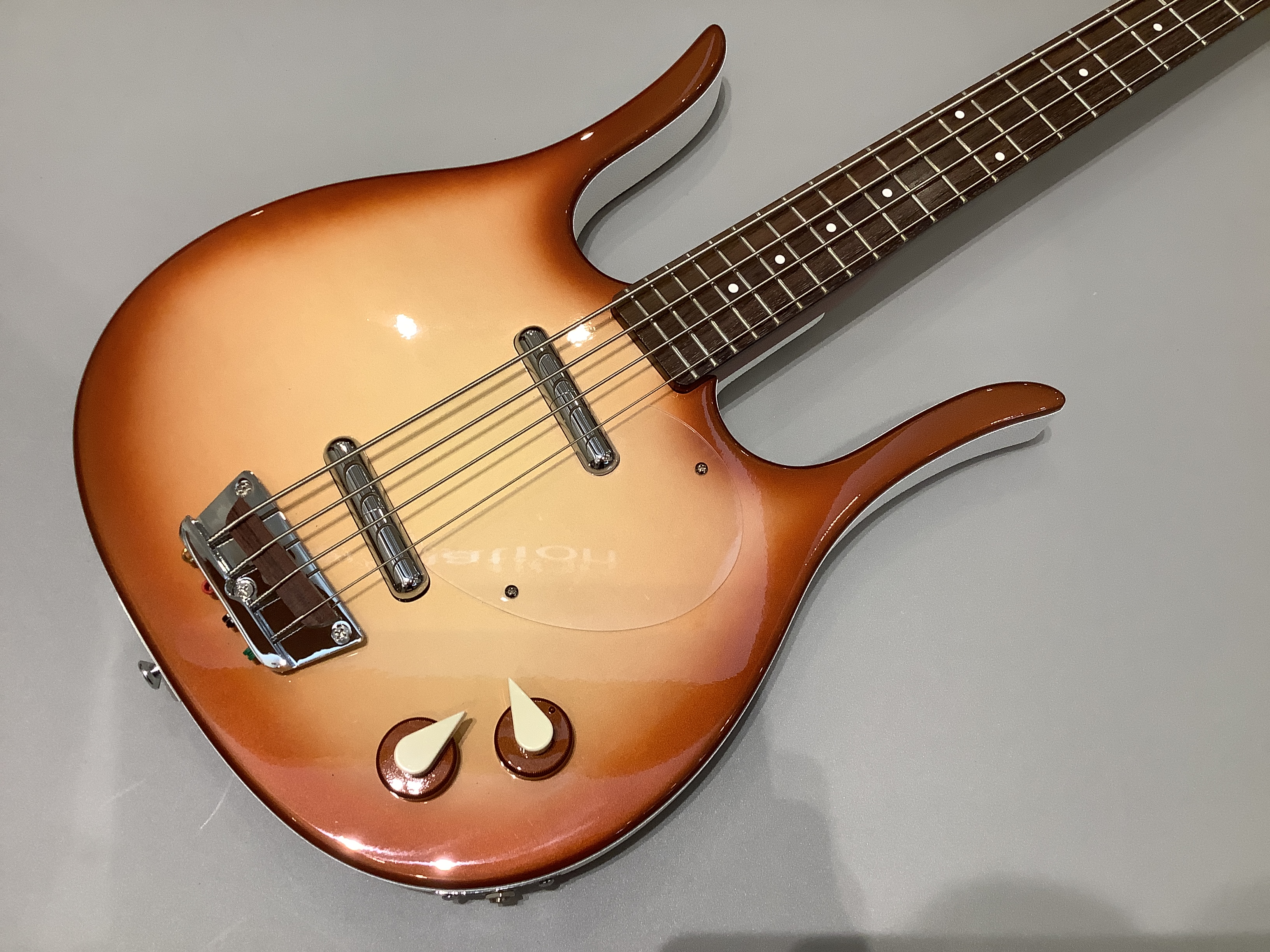 エレキベース・ショートスケールLONGHORN BASS COB