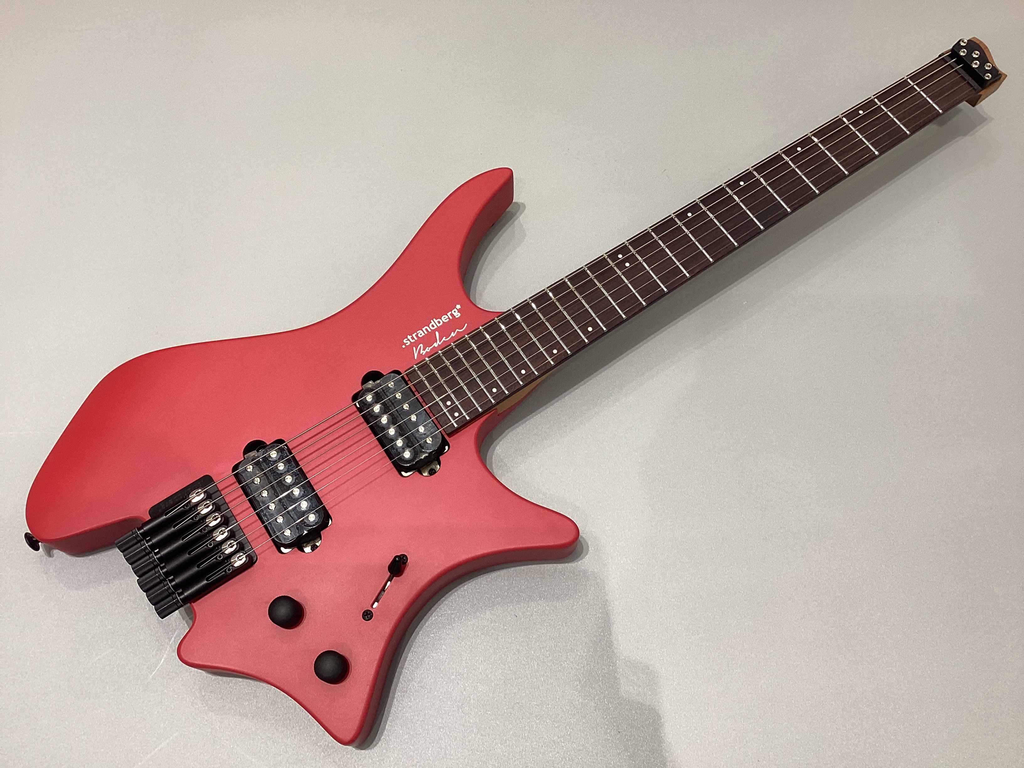 ヘッドレスギターBoden Essential 6 / Astro Dust