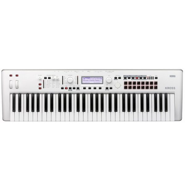 【KROSS2-61-SC】<br />
<br />
コンパクトな軽量ボディに多彩な機能を搭載したライブ用シンセの当社限定ホワイトカラー。<br />
専用ケース、名機TRITONの音色を再現したSDカードが付属
