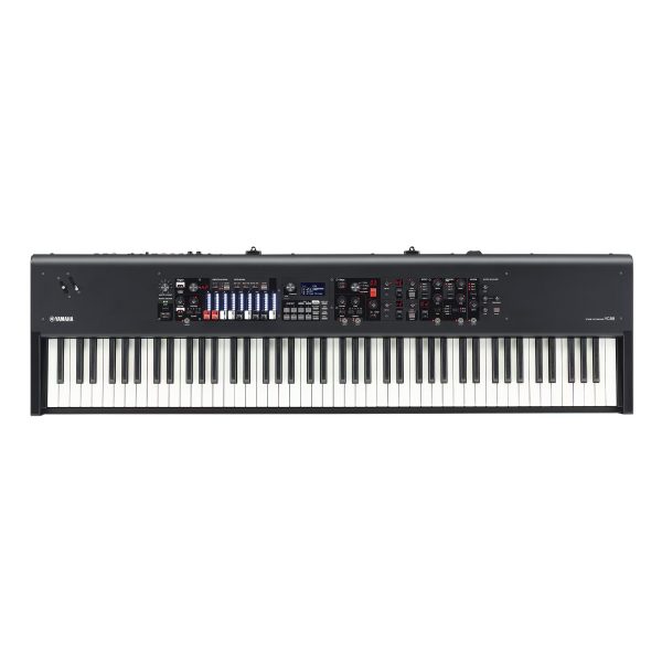 【YC88】<br />
<br />
高品質なオルガン、ピアノ音源だけでなく、YAMAHAが誇るFM音源も搭載。木製鍵盤を採用した88鍵盤モデル。