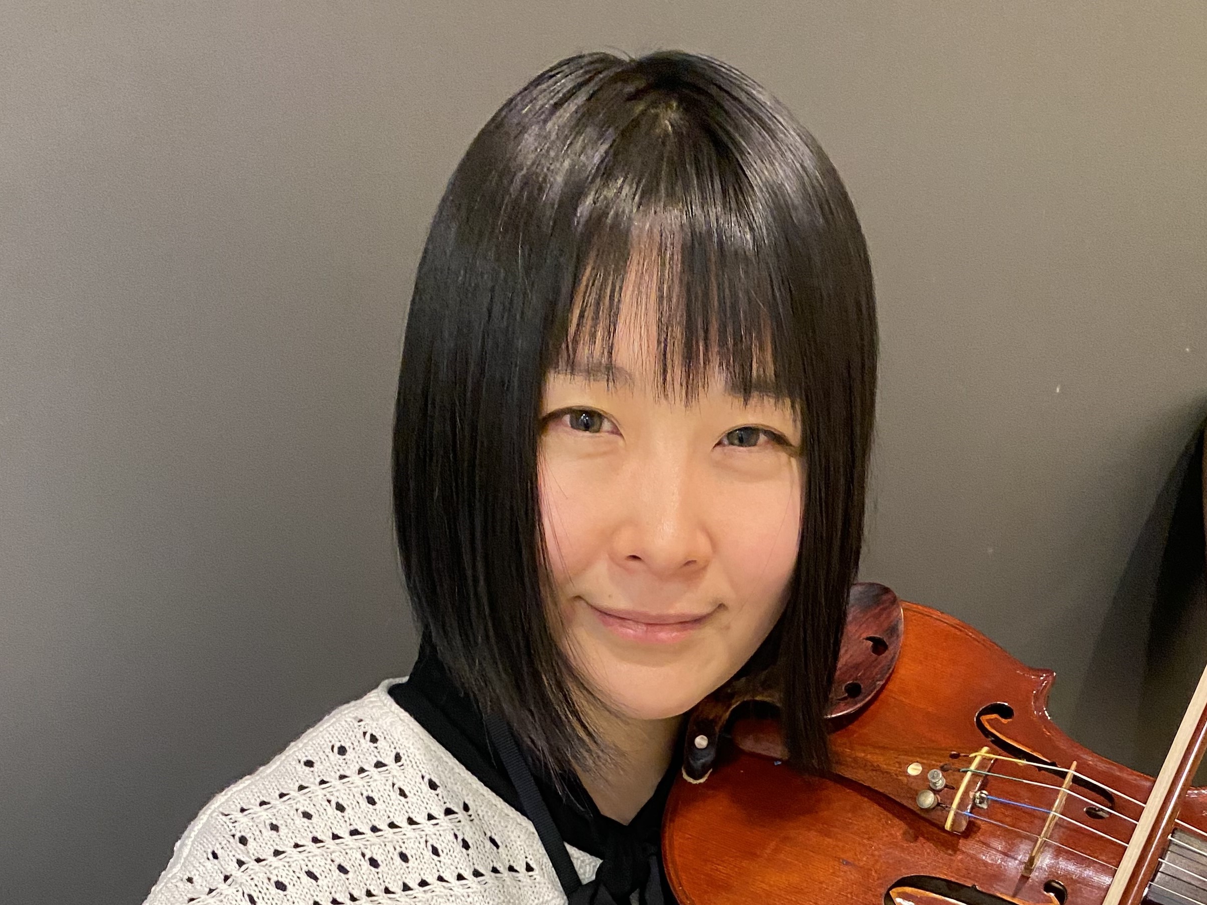 ヴァイオリンサロンインストラクター有働 皆美