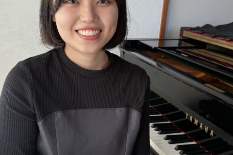 CONTENTS鳥羽　しずく（とば　しずく）先生　鳥羽　しずく（とば　しずく）先生　 開催曜日　日曜日 講師プロフィール 武蔵野音楽大学音楽学部演奏学科器楽コース有鍵楽器専修（ピアノ専攻）卒業。クラシックピアノを中心に学んでおります。大学卒業後一般企業に勤めましたが、やっぱりピアノがやりたい！と思い […]