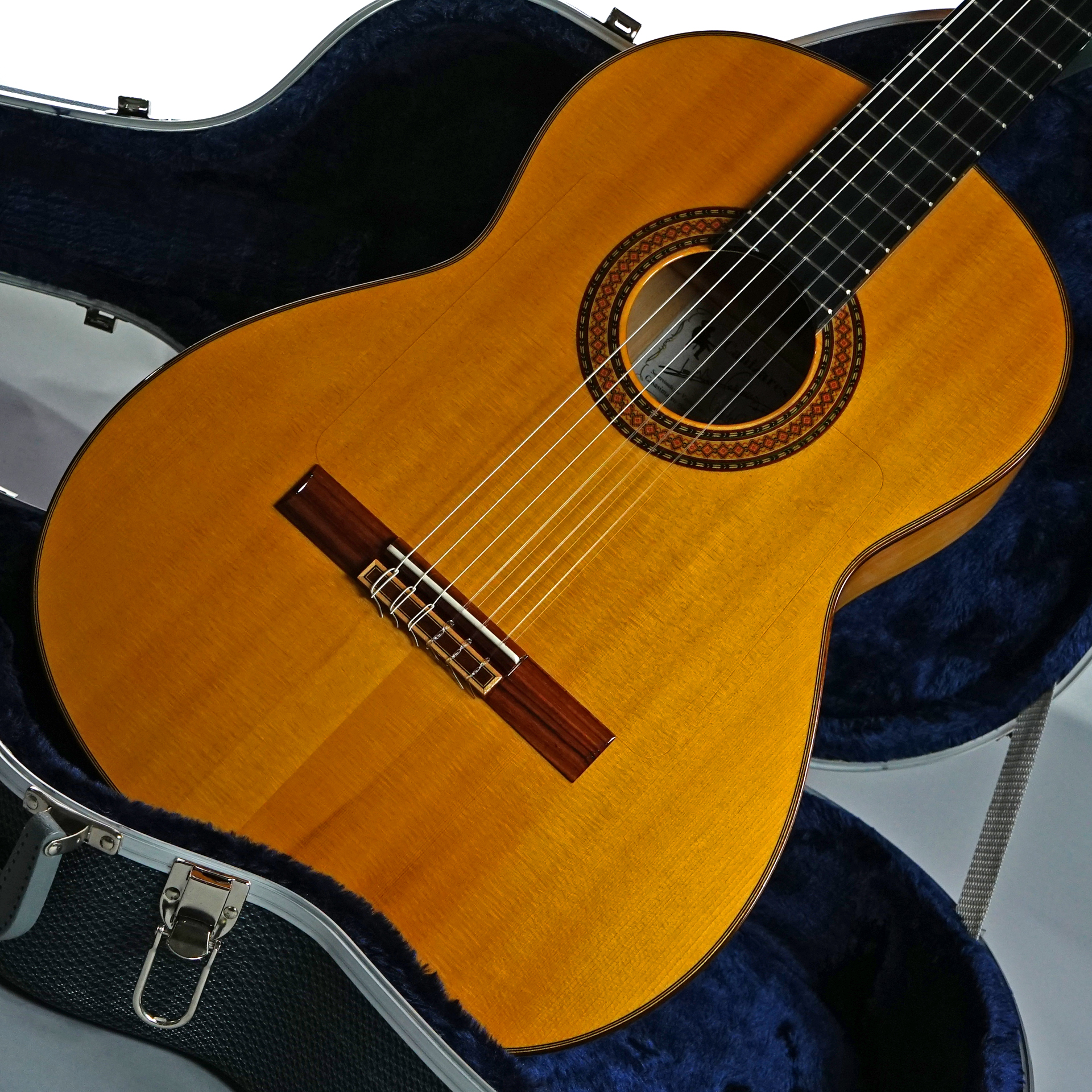 Vicente CarrilloCV-ES-2 中古