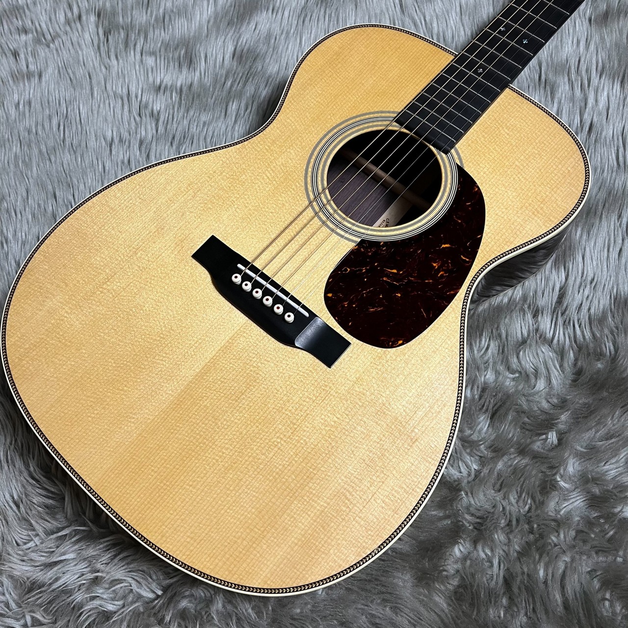 Martin000-28 Standard