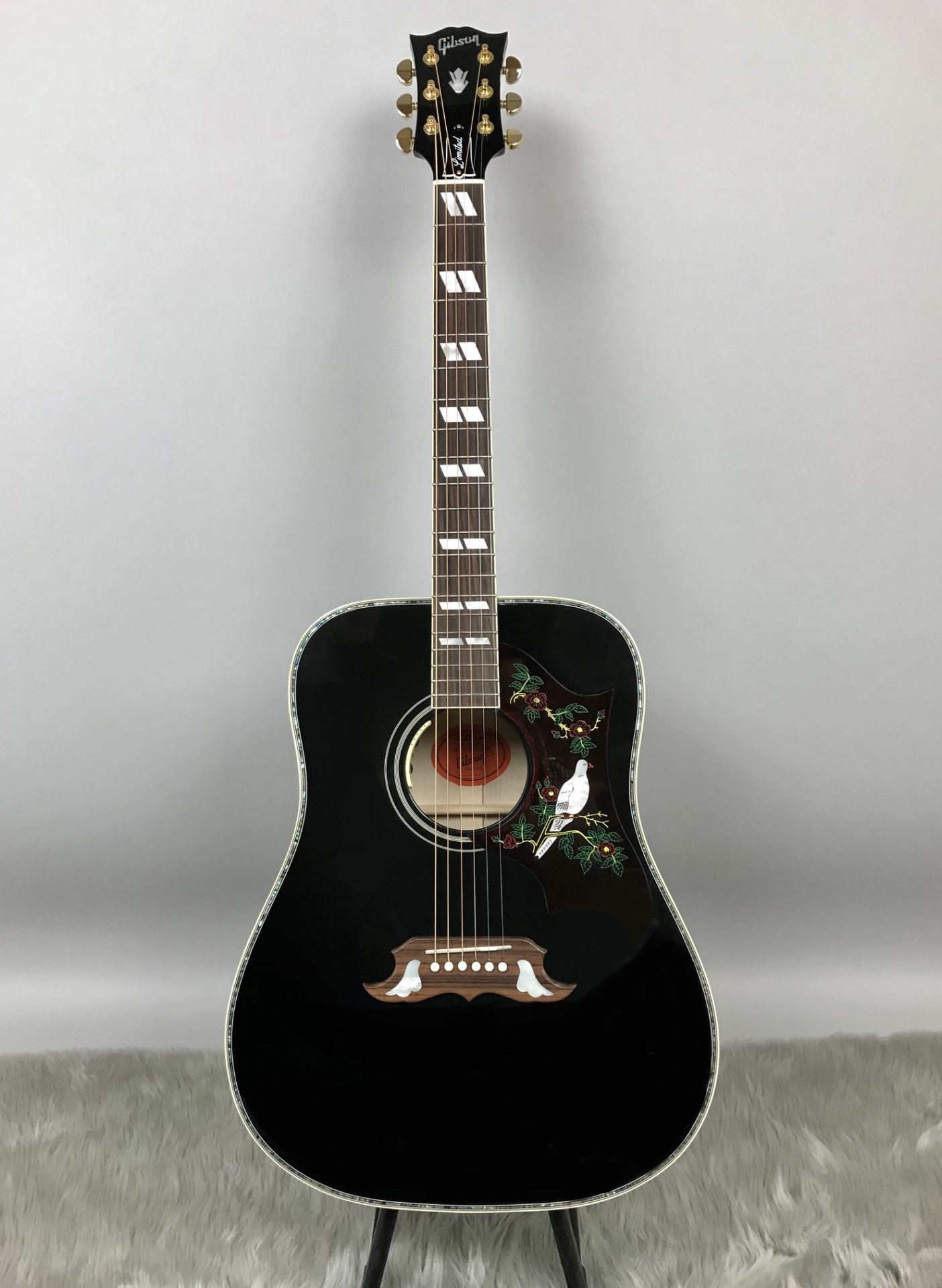 Gibson Acoustic】超貴重！世界50本限定アコースティックギター入荷