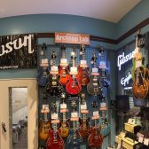 “Archtop Guitar Lab” セミアコ・フルアコでお探しの方はイオンモール幕張新都心店へ！