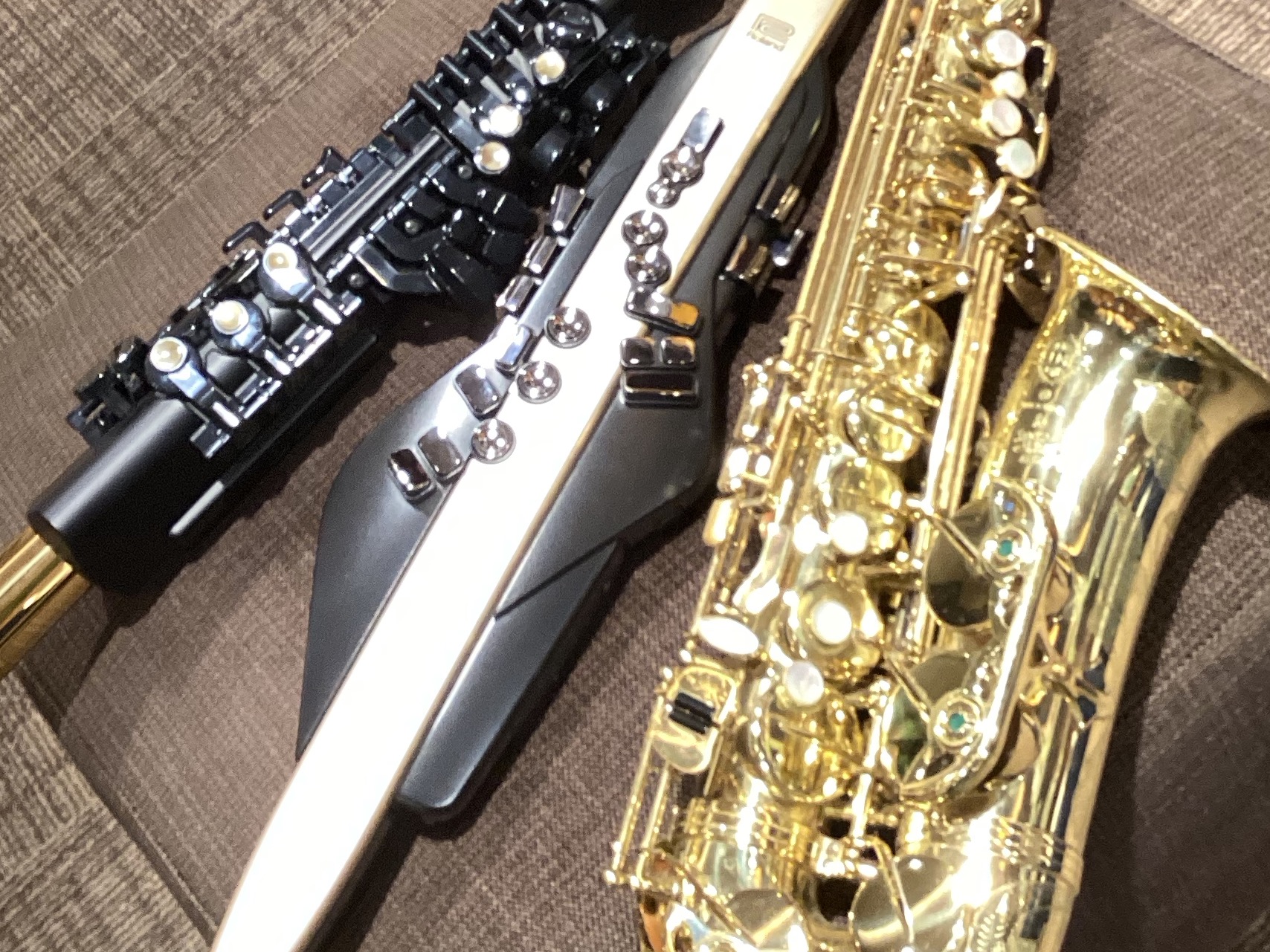 CONTENTS🎷60歳から始めるサックスレッスンレッスンの特徴レッスン詳細体験レッスンのご案内担当インストラクター🎷60歳から始めるサックスレッスン 音楽を楽しむのに、年齢は関係ありません。「憧れていたサックスをいつか吹いてみたかった」──その気持ちがあれば、今が始めどきです。初めての方でも、音の […]