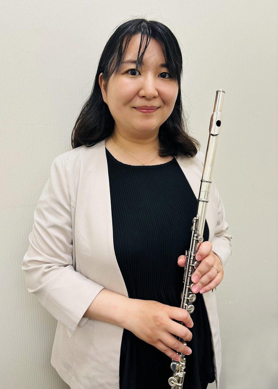 管楽器アドバイザー・フルートインストラクター中井 あかね
