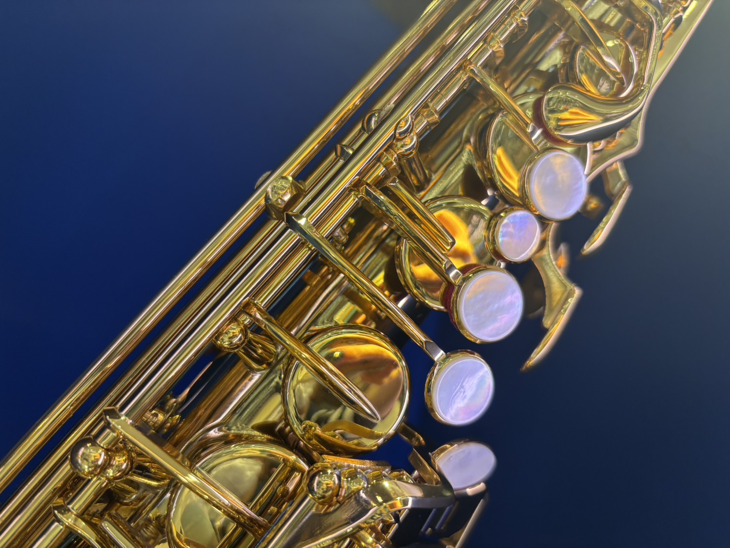 「いつかサックスを…」と思っていた大人の方へ冬の間、3回だけトライしてみませんか？ そんな大人の方に向けた、月曜日・サックス冬の短期レッスン です。 CONTENTSレッスン概要楽器をお持ちでない方も安心こんな方におすすめ！レッスン内容のイメージ大人が通える夜の時間帯にレッスンしています！担当講師お [&hellip;]