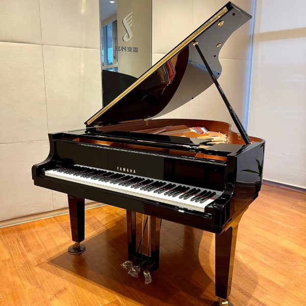 YAMAHA　C3X　￥2,860,000(税込)※