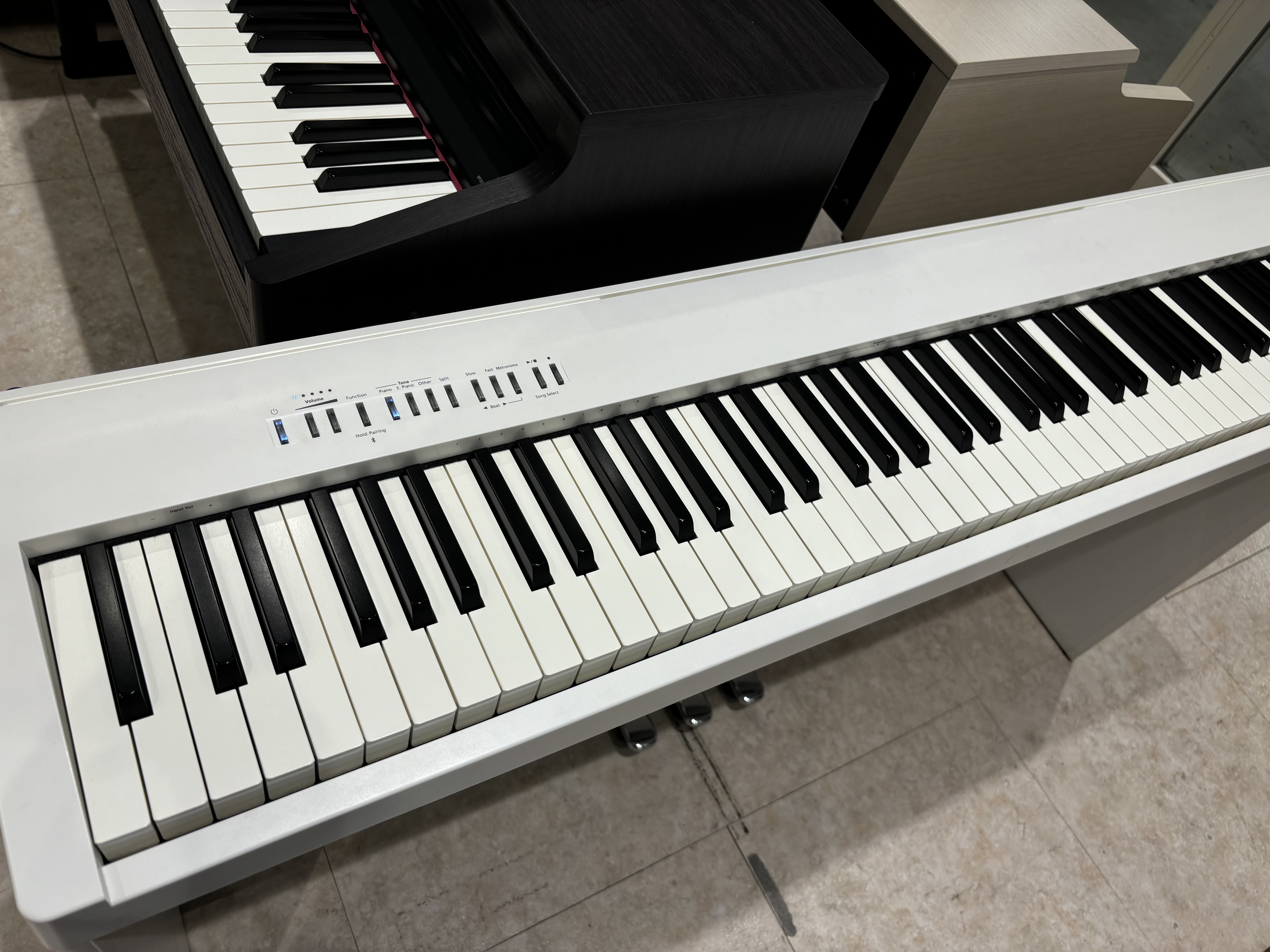 電子ピアノFP-30X