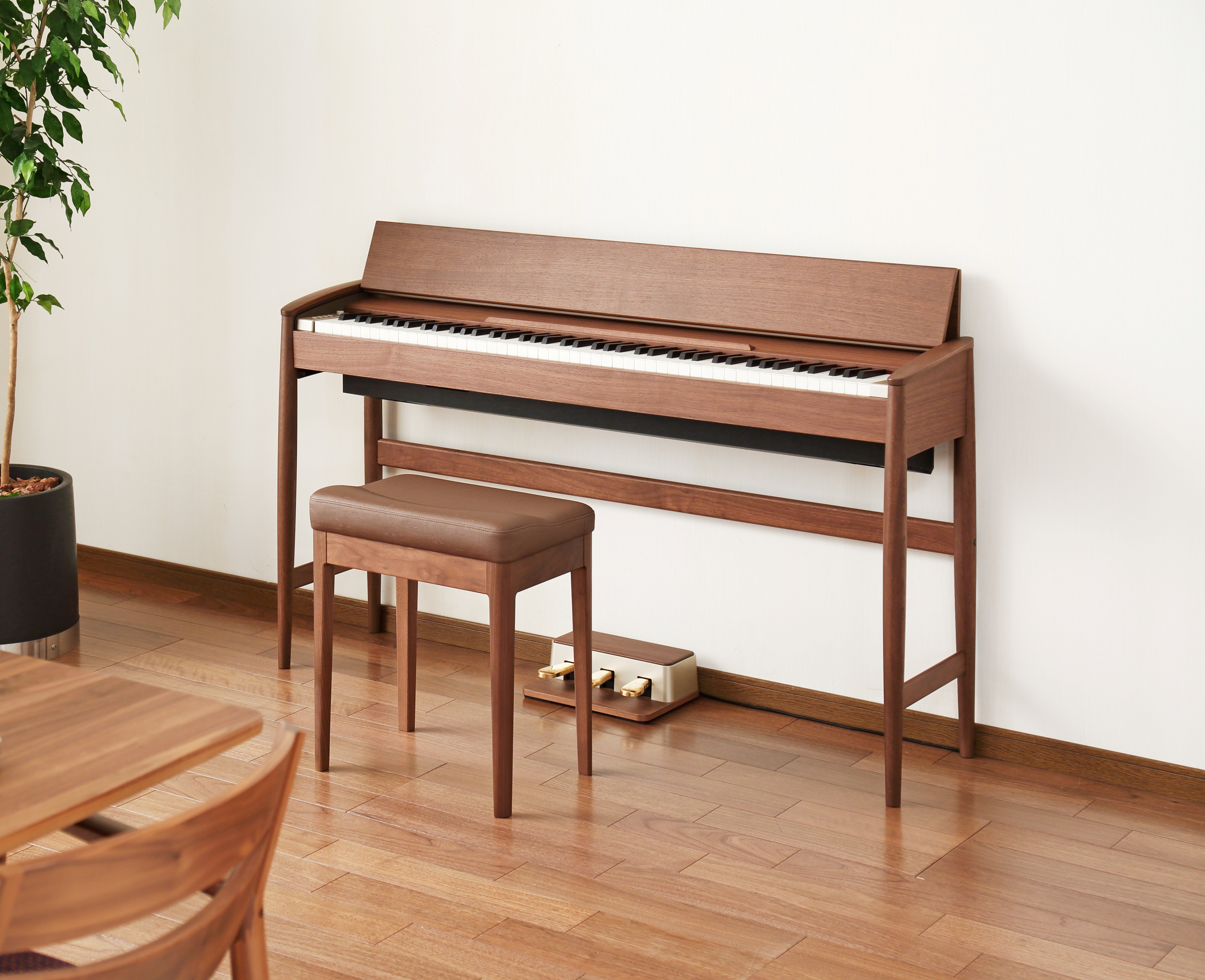 RolandKF-10