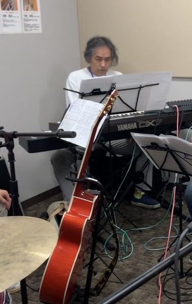 キーボード＆ボーカル：ポップさん