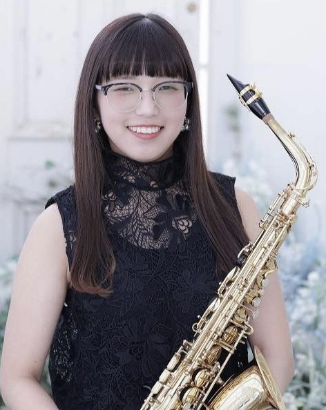 CONTENTSサックス講師　梁 華生梁先生にインタビュー🎵ぜひ梁先生に会いに来てください！体験レッスン受付中♪サックス講師　梁 華生 サックス教室について詳しくはコチラ 梁先生にインタビュー🎵 Q1：サックスを始めたきっかけ 小学生の時にテレビでスウィングガールズを見たこと。 Q2：サックスを魅力 [&hellip;]