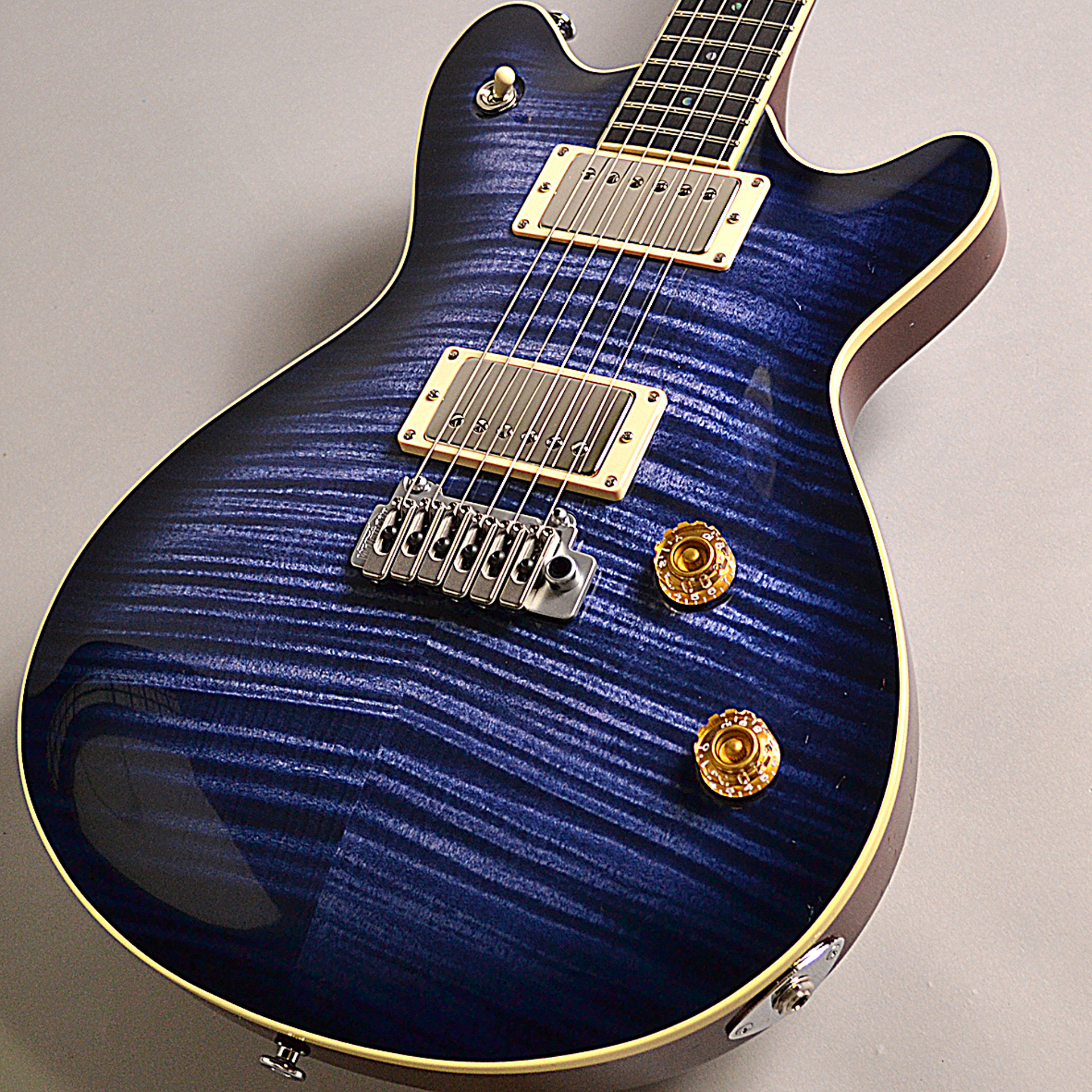 【入荷情報】T’s Guitars – Arc-STD/VS100N　WhaleBlueBurst