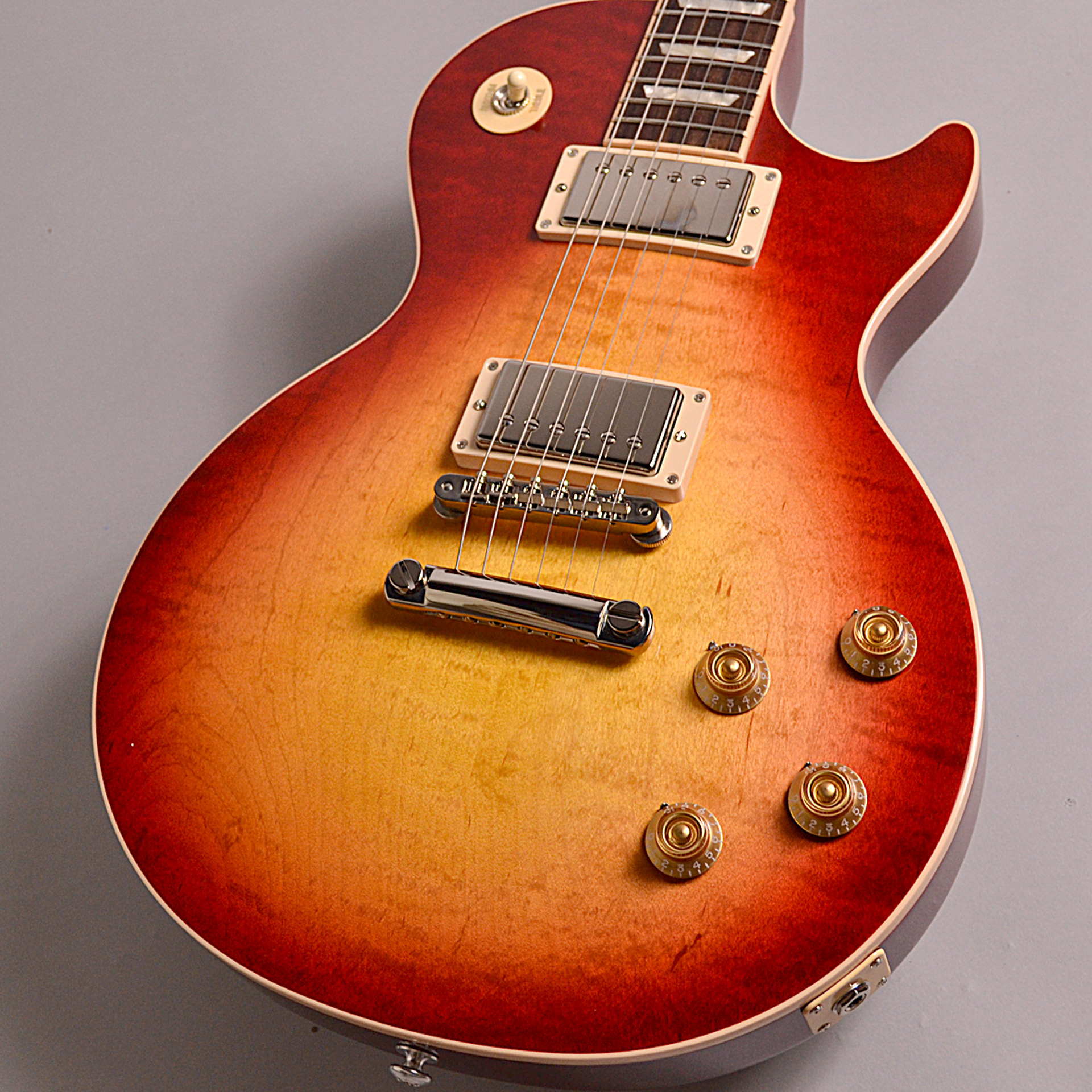 【入荷情報】Gibson – Gibson LP Traditional 2018Heritage Cherry Sunburst