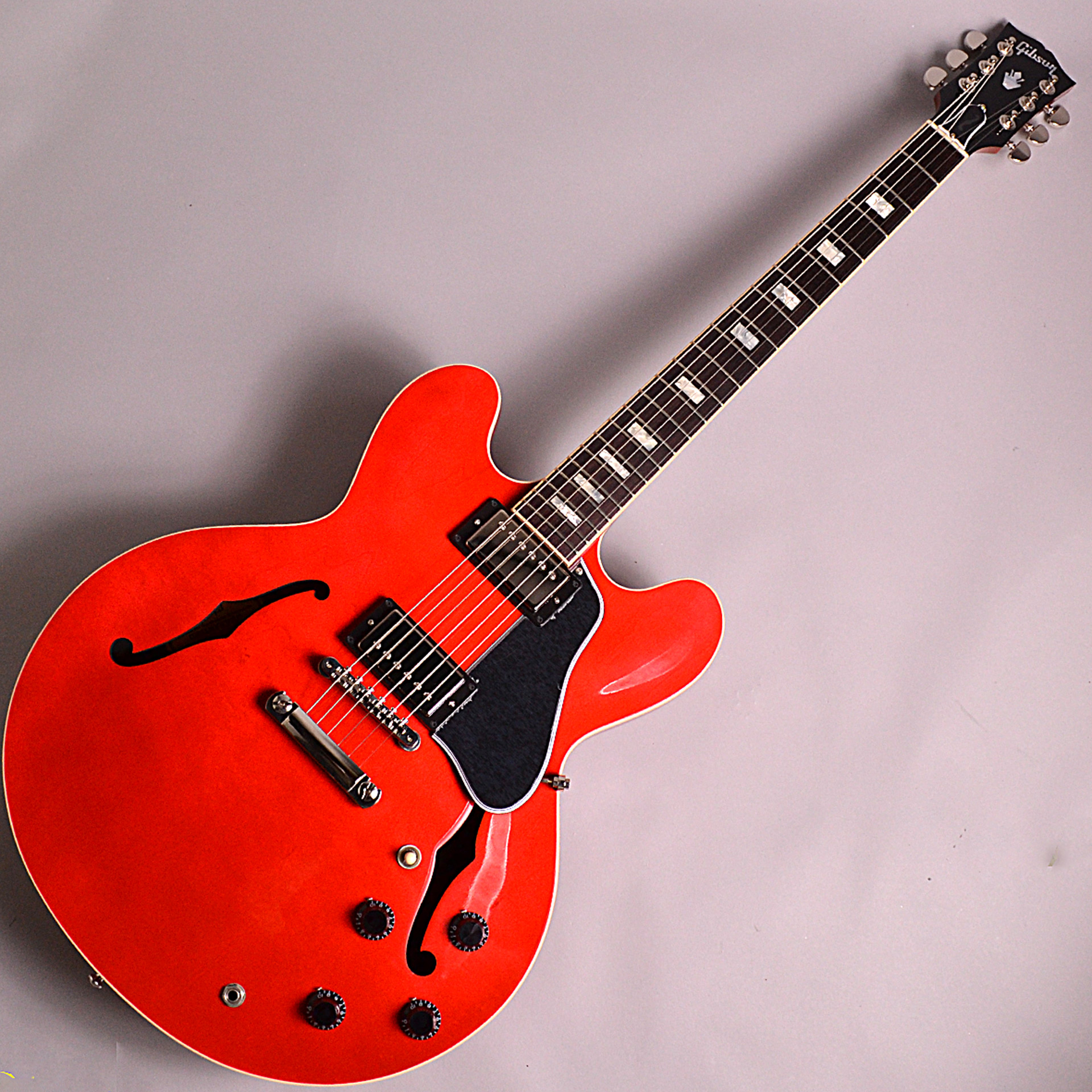 【入荷情報】Gibson – ES-335　Cherry