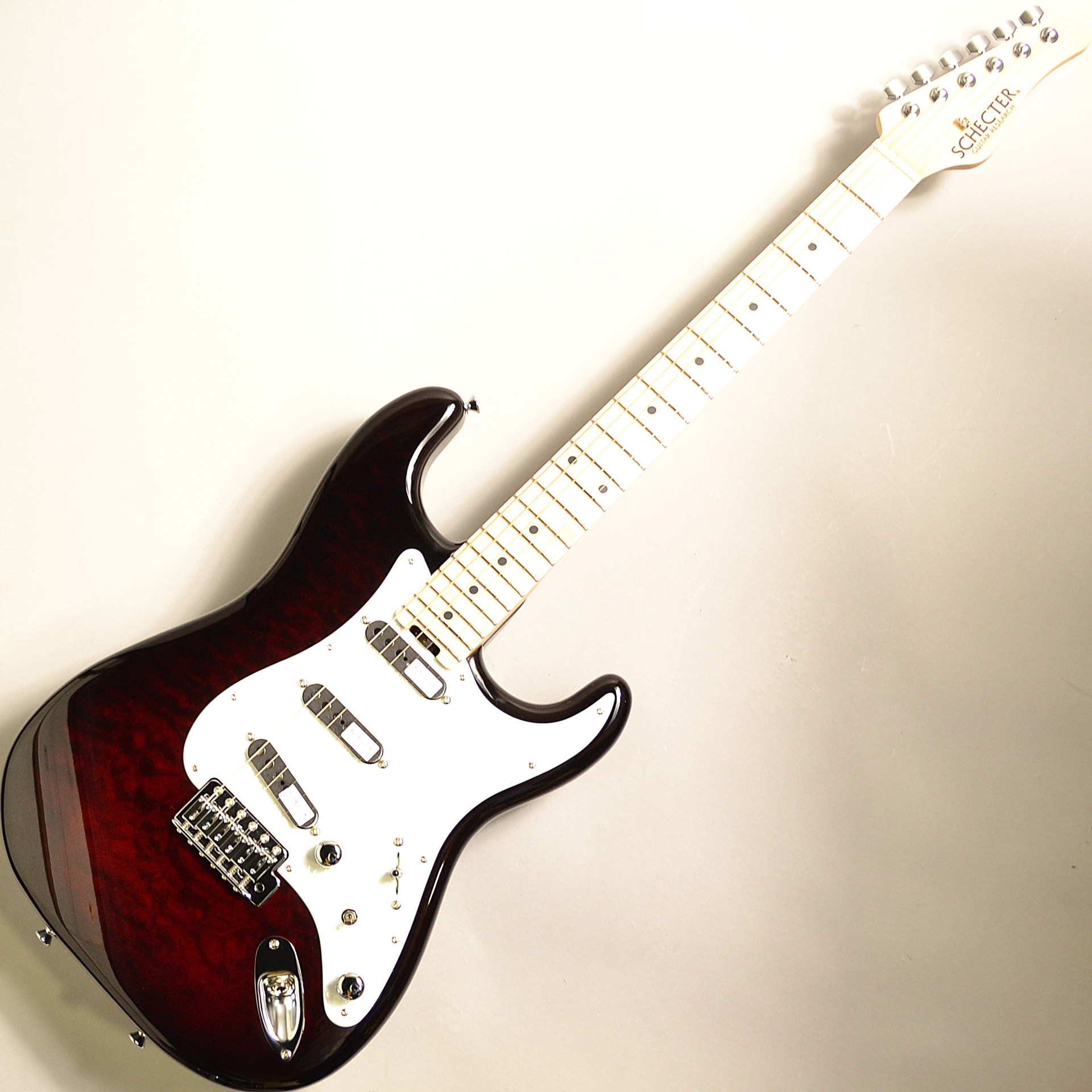 *GS-1 VTR/R |*ブランド|SCHECTER| |*型番|GS-1 VTR/R| |*商品の状態|新品特価| |*販売価格|[!￥106,920(税込)!]| |*メーカー希望小売価格|￥183,600(税込)| |*ボディタイプ|ストラトキャスタータイプ| |*カラー|RDS| |*付属 […]