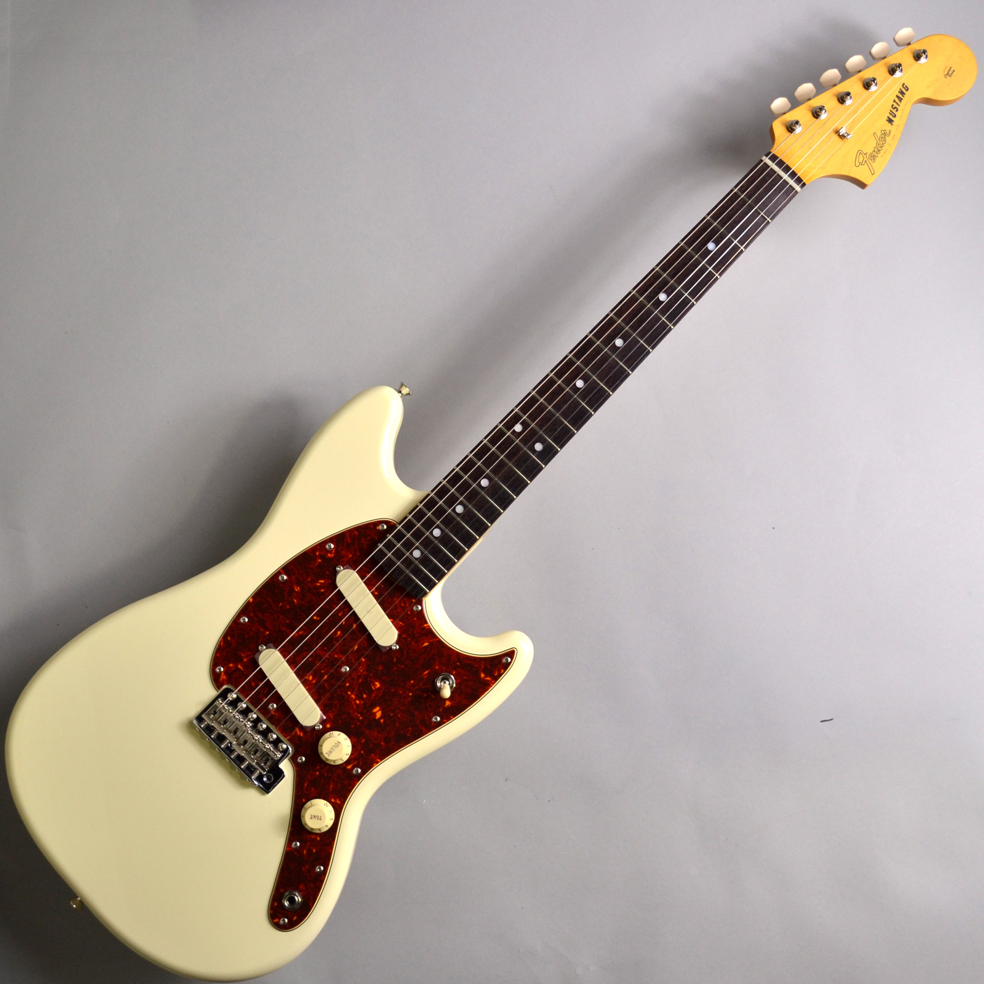 *CHAR MUSTANG |*ブランド|Fender| |*型番|CHAR MUSTANG| |*商品の状態|新品| |*販売価格|[!￥126,720(税込)!]| |*メーカー希望小売価格|￥138,240(税込)| |*ボディタイプ|ムスタングタイプ| |*カラー|Olympic White […]