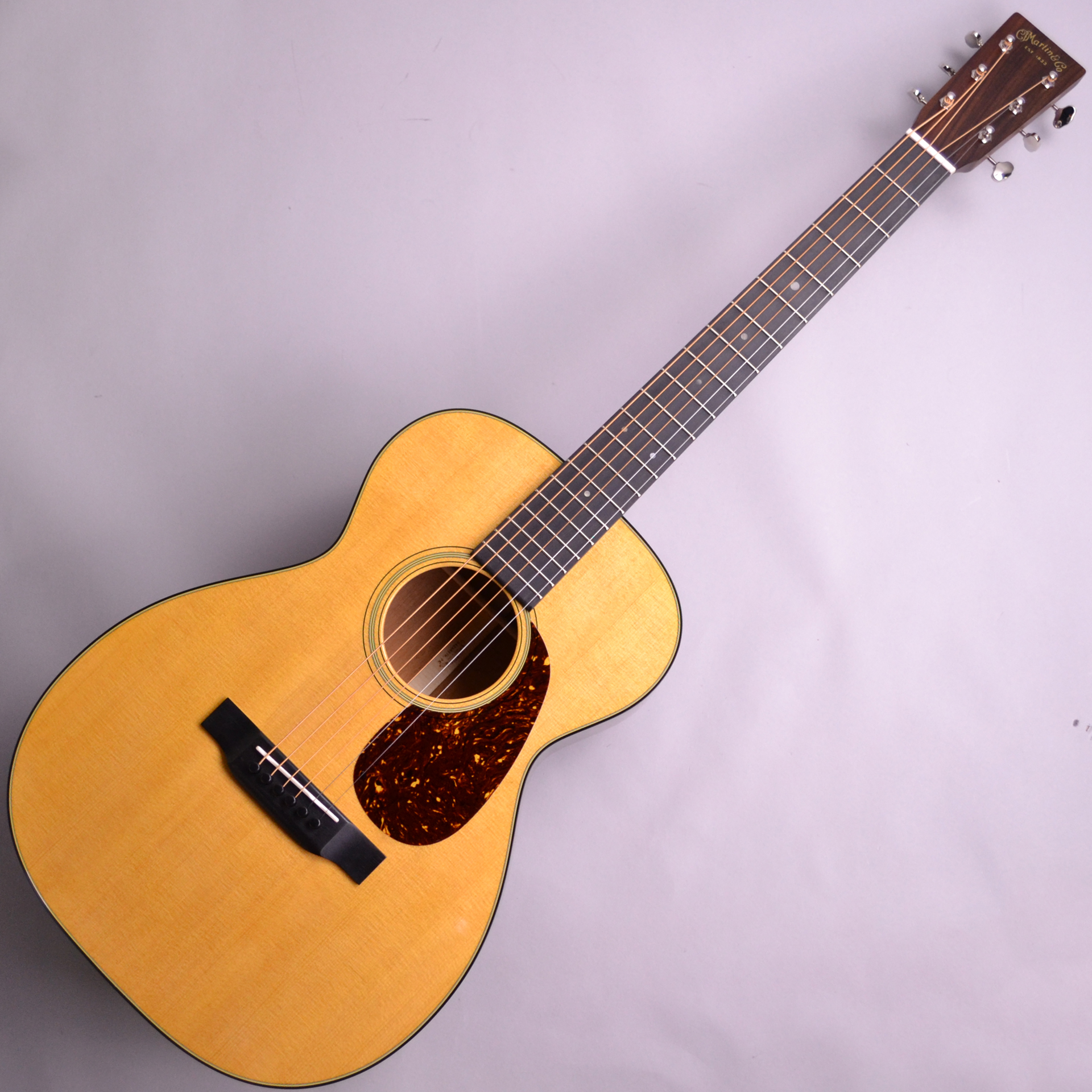 Martin O-18 S/N:2570403