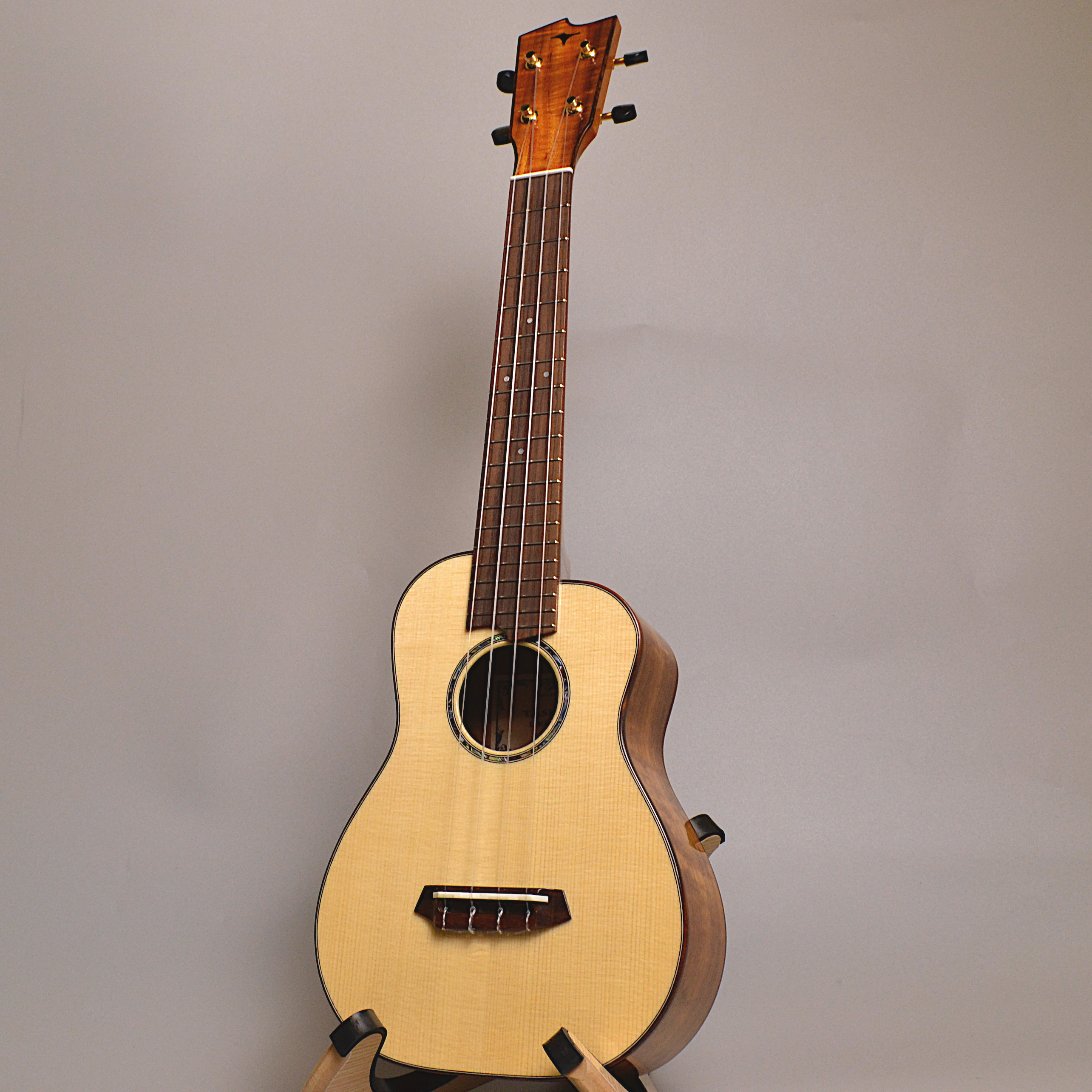 TASHIRO Ukulele (タシロ・ウクレレ)MC-SK/cw #13050 【国産／コンサート／THGF2025出展品】