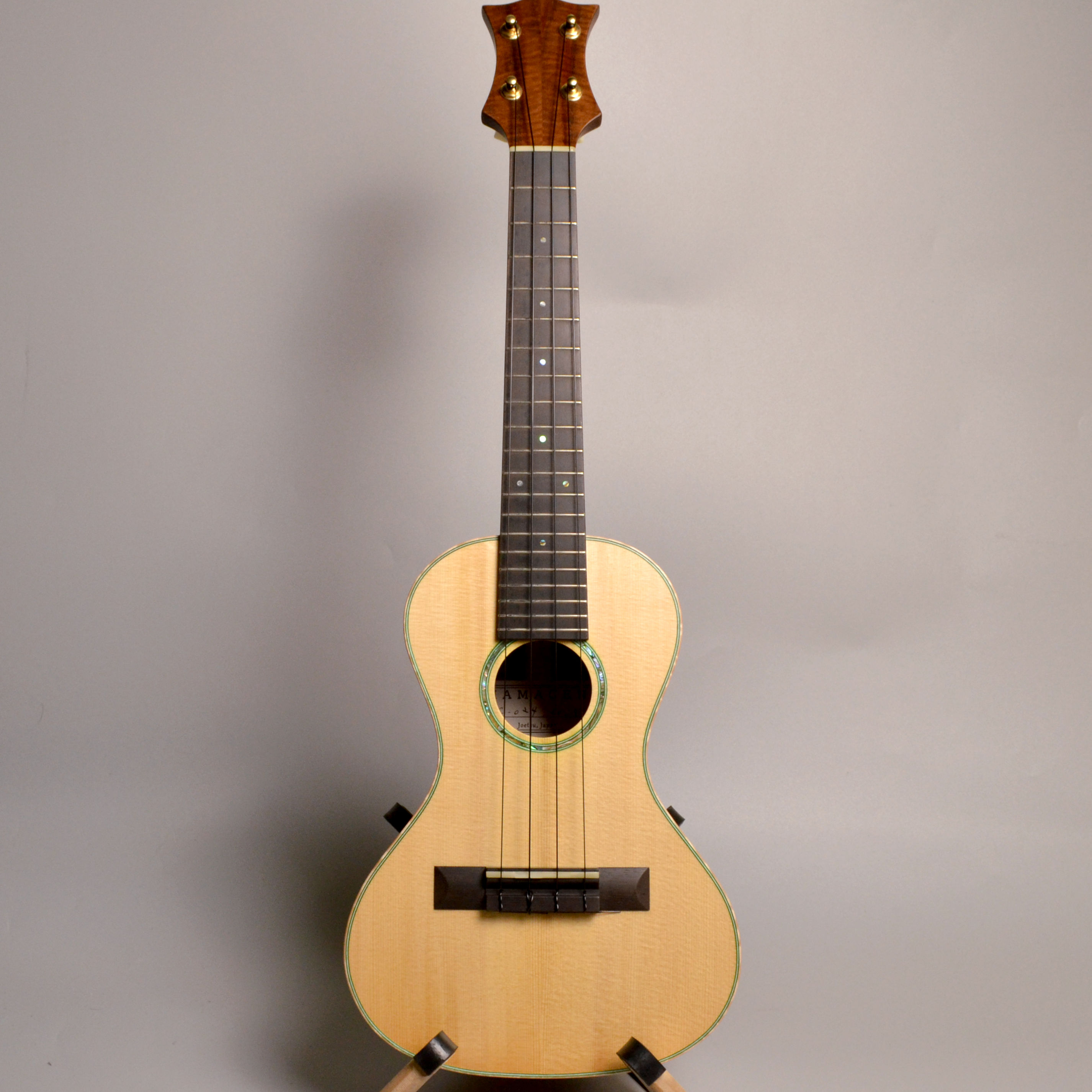 コンサートウクレレHAMAGEN　C-024