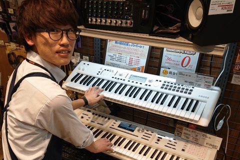 スタッフ写真 シンセサイザー・ブルースハープ 和田
