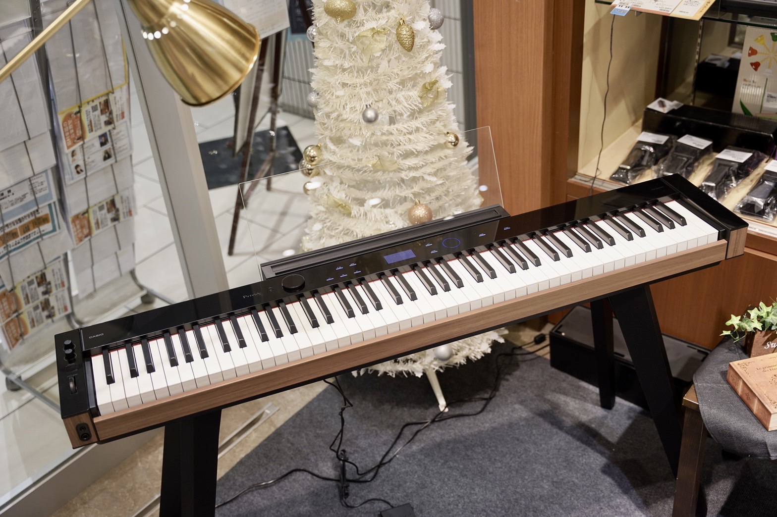 カシオ電子ピアノPX-S6000