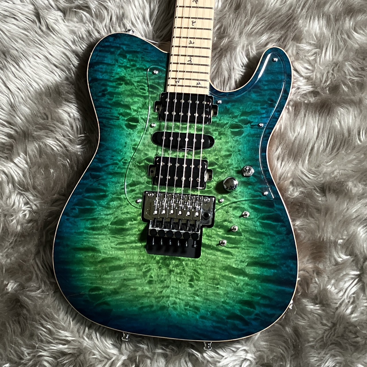 エレキギターCross Edge Quilt Top Emerald Isle Burst