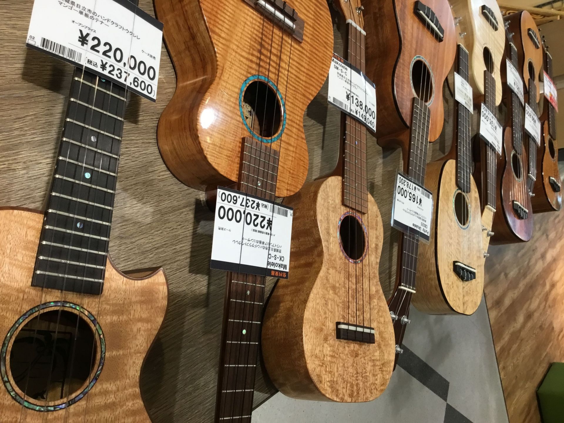 【一部商品デジマートにて販売中！】Makolele(マコレレ)＆Purity ukulele(ピュアティウクレレ)ハンドメイドウクレレフェア♪