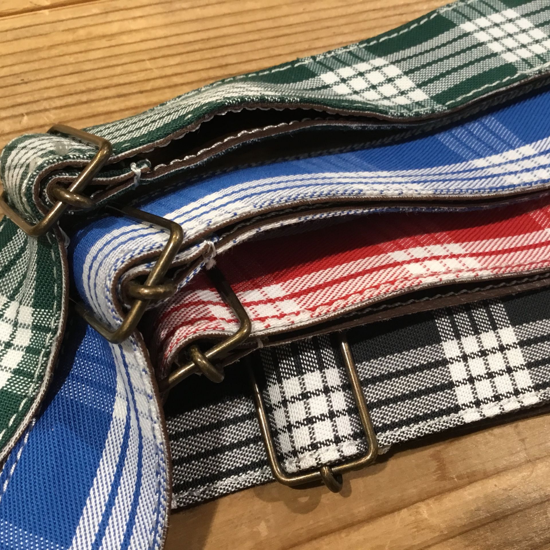 ハワイの伝統生地で作りました！パラカウクレレストラップ♪