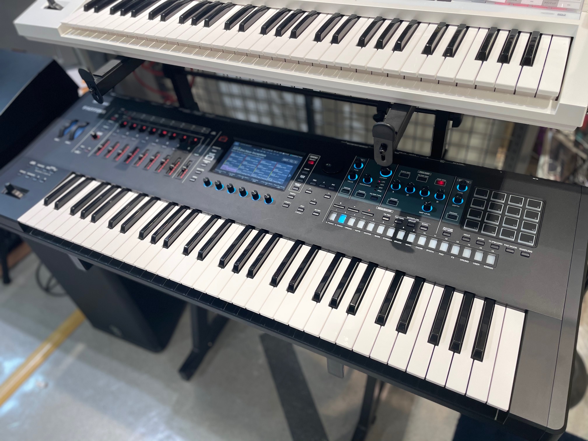 *Roland フラッグシップモデルRoland FANTOM-6期間限定展示中！ こんにちは！シンセサイザー担当の小嶋です.気になっていた方、多いと思います。RolandのシンセサイザーFANTOM-6が展示を開始いたしました！演奏や音楽制作まで網羅し、スピーディーな操作感によってストレスなく作業 […]