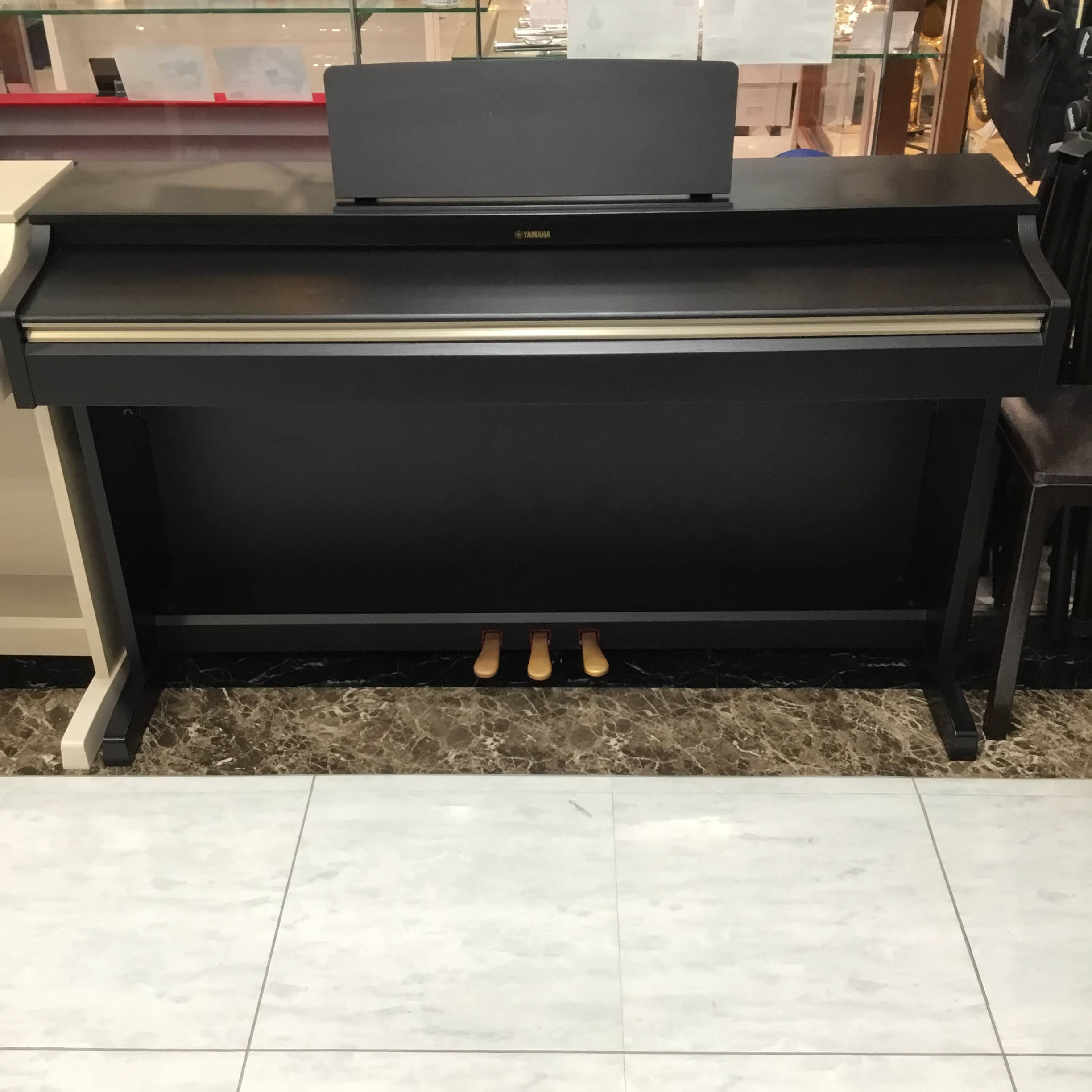 水戸　電子ピアノ　YDP162B　