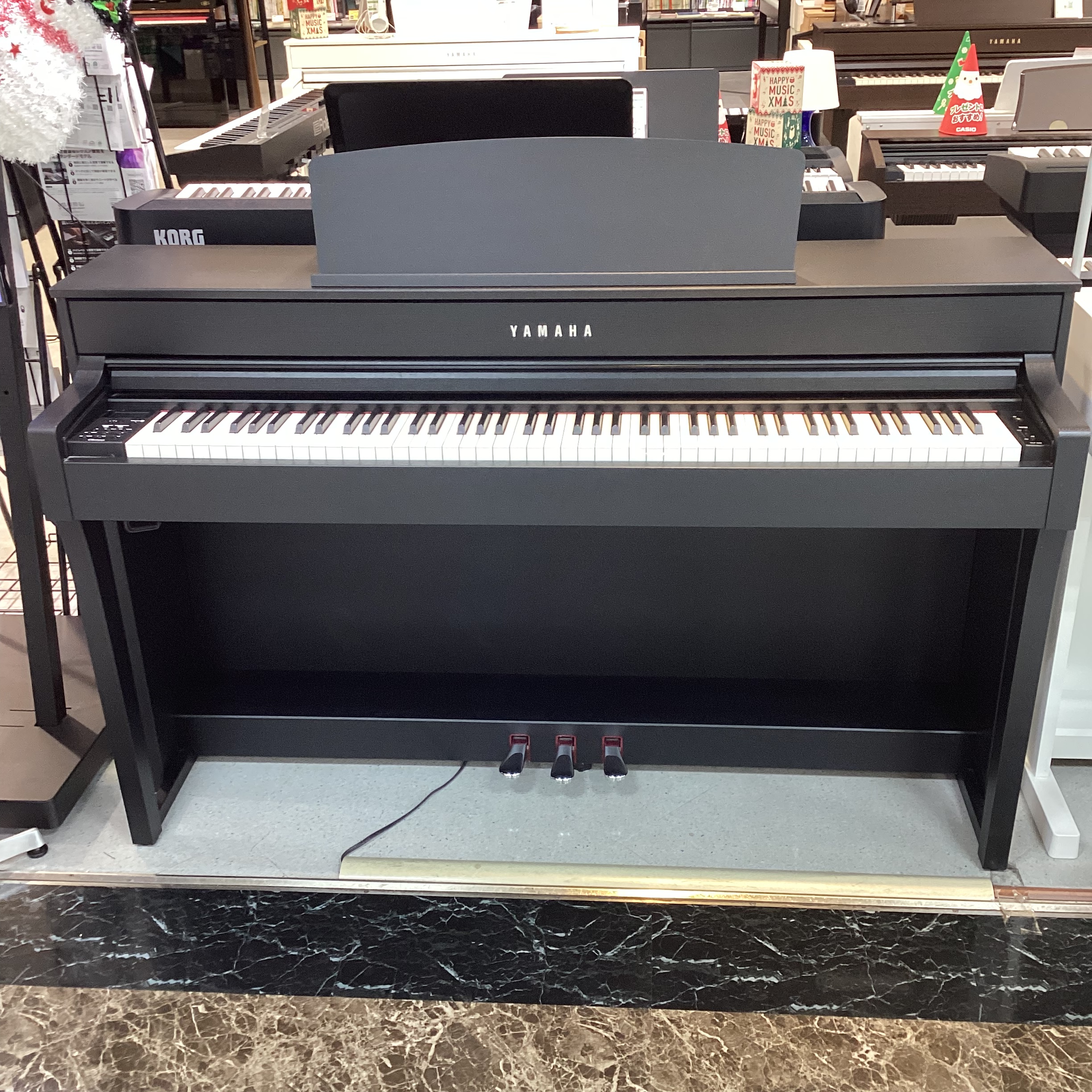 【SOLD OUT】YAMAHA CLP-645 B/2019年製