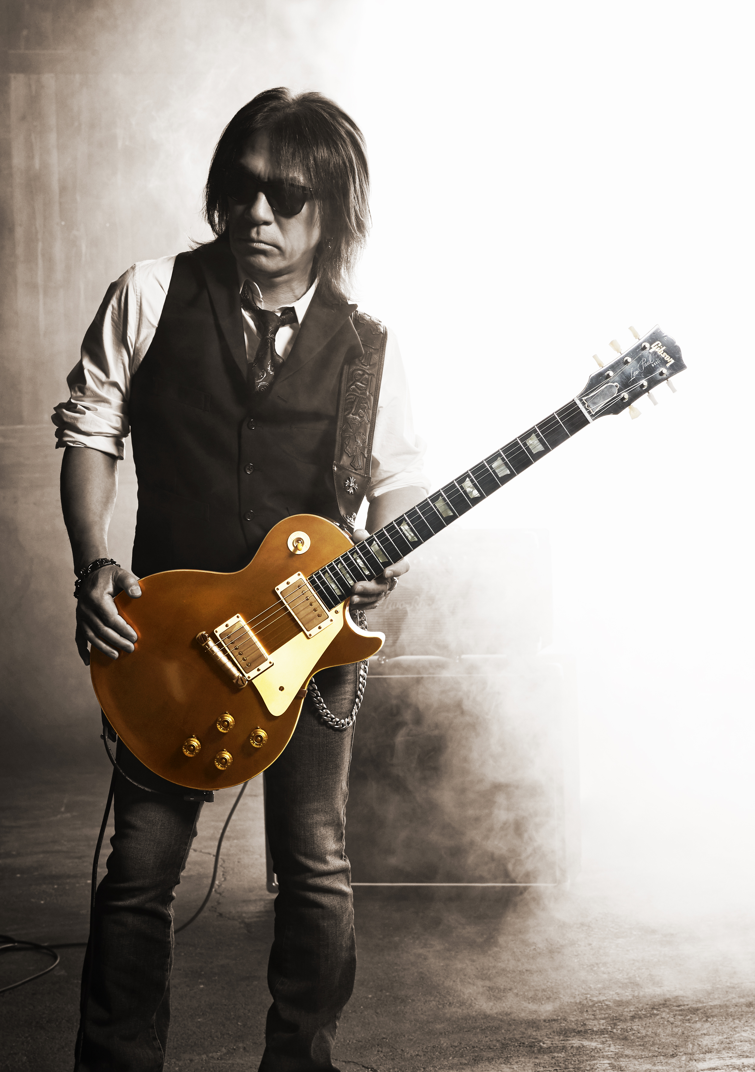 Gibson Custom ShopよりB’z松本孝弘氏の最新シグネチャー・モデル『TAK MATSUMOTO 1955 LES PAUL GOLDTOP』がリリースされます。 当ページではその詳細情報と抽選受付方法のまとめをご紹介いたします。 CONTENTS商品概要商品詳細ファン必見ポイント抽選 […]