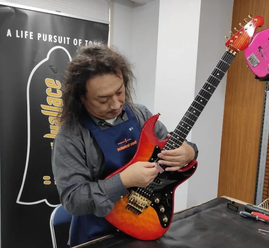 浅草橋ギター&リペア工房長ルシアー駒木